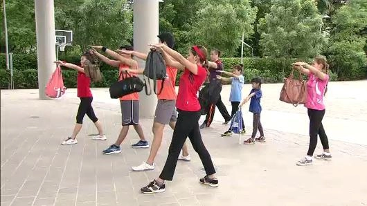 บริหารร่างกายด้วยกระเป๋า