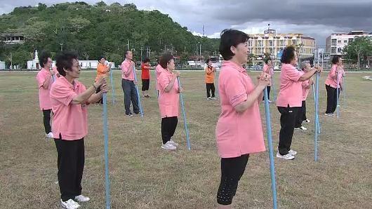 สร้างกล้ามเนื้อให้แข็งแรงด้วยไม้พลอง