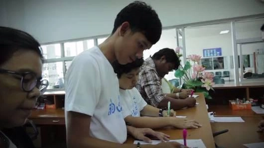 แสงของคนเล็ก