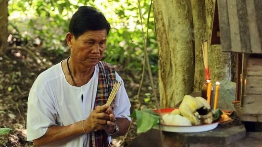 วิถีสองโลก คนกับผี