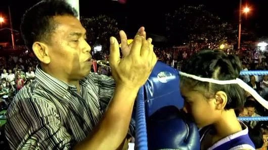 ลูกไม้..ปลายนวม