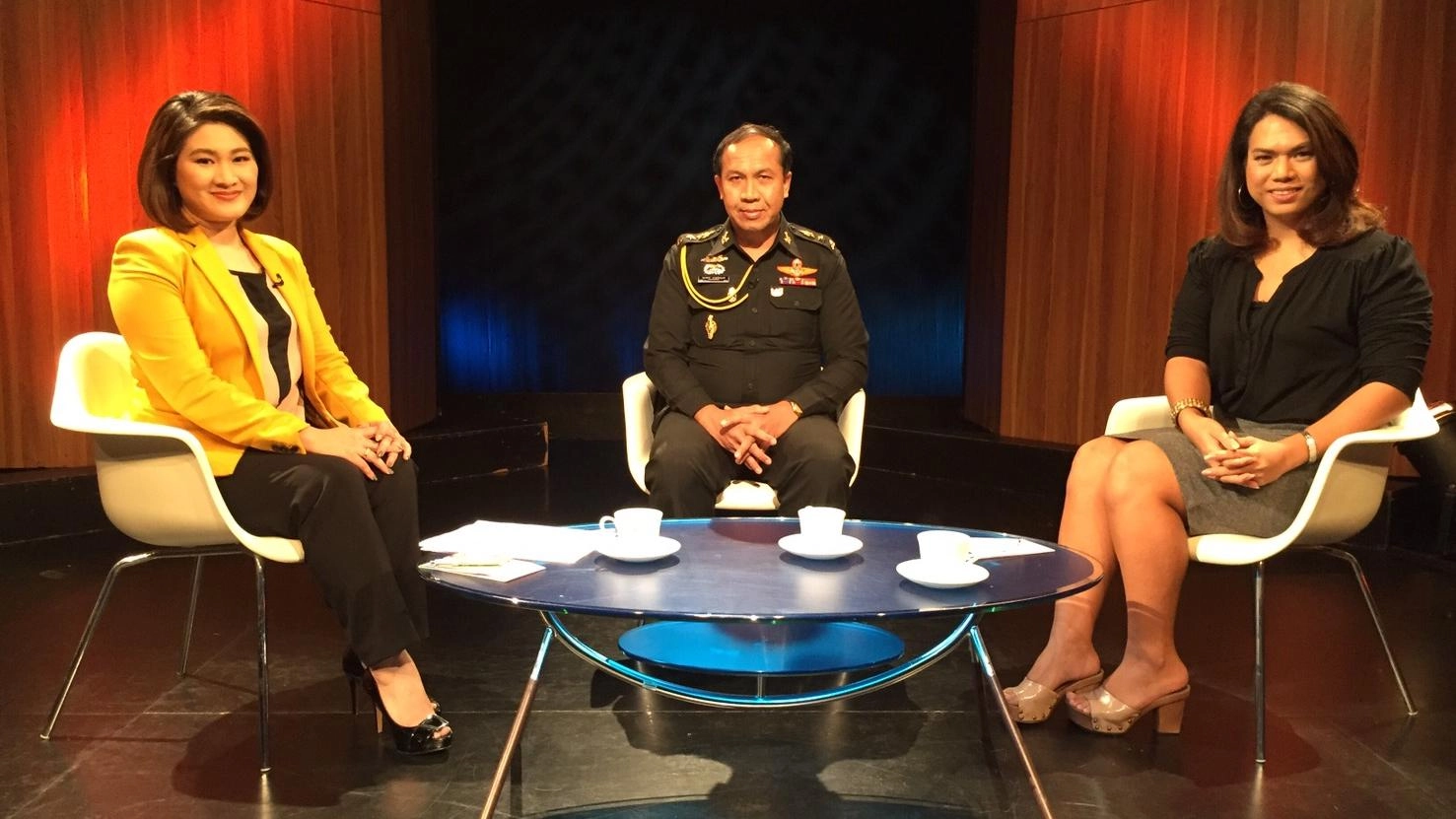 เกณฑ์ทหาร "คนข้ามเพศ"...?