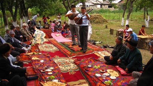 โลก 360 องศา ตอน กวีพเนจรแห่งอาเซอร์ไบจาน