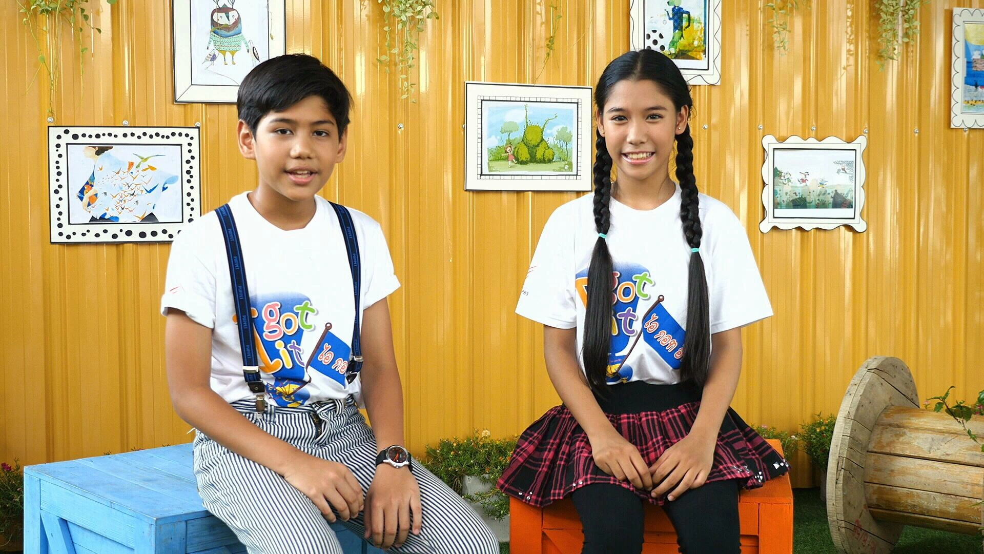 Soi Dog และ Delacour’s langur