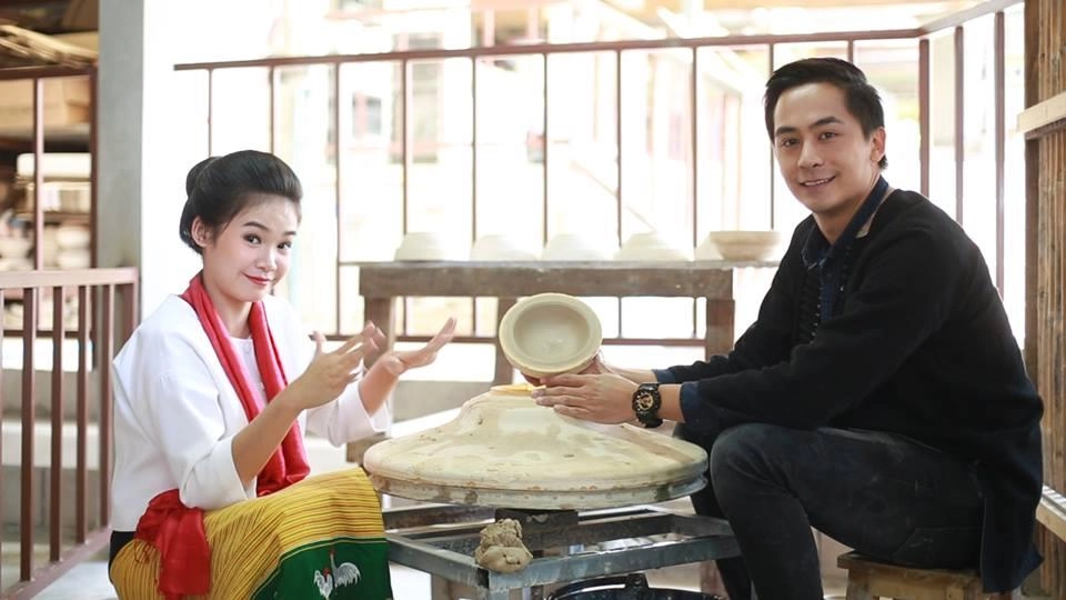 สงกรานต์ล้านนาและปั้นชามเซรามิค