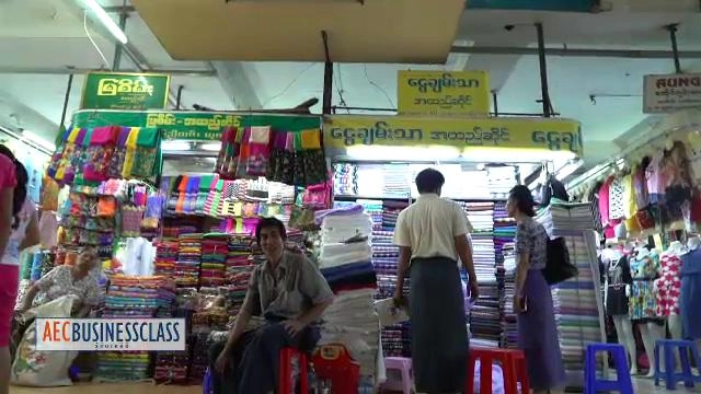 เมงกะลาเซ ส่องตลาดสินค้าแพรพรรณ