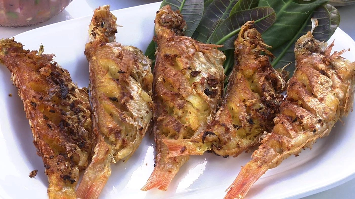 ปลาทอดขมิ้น