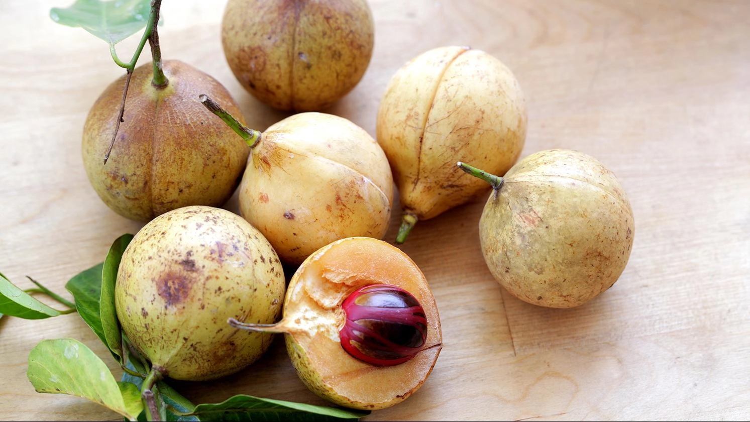 จันทน์เทศ เเละกระวาน