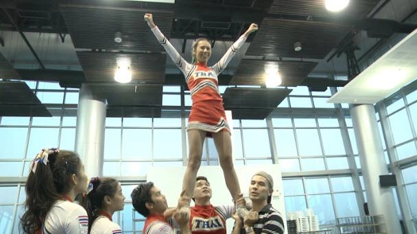 เชียร์ลีดเดอร์ คอสเพลย์ โรงเกลือ