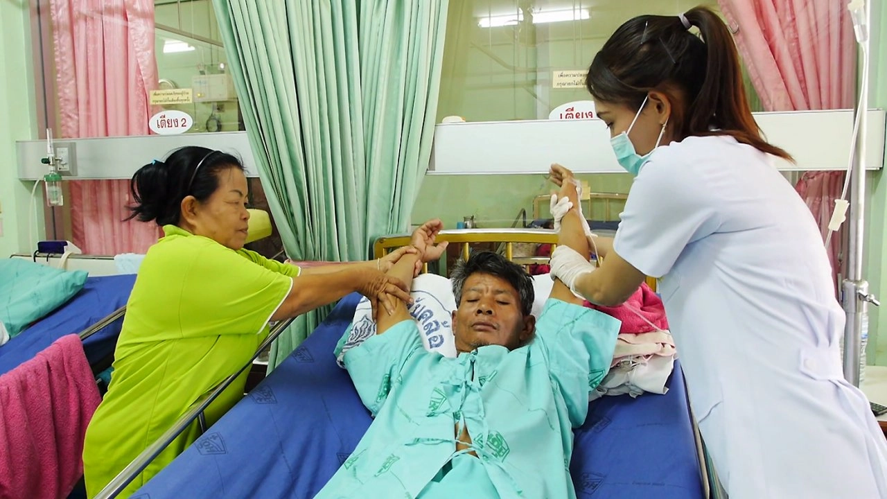 2 แผน 3 ฝ่ายฟื้นฟูอัมฤกษ์อัมพาต