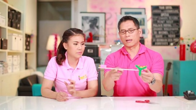 ใบพัดเฮลิคอปเตอร์จำลอง