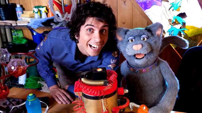 แอนดี้ตามล่าหาขนนกไอบีโรเมอซอร์นิสและเขาของไทรเซราท็อปส์