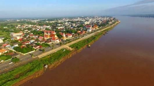 นครพนม สุขนิยมร่วมสมัย