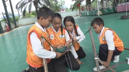 แรงดีดลูกบอล (Tag Team)