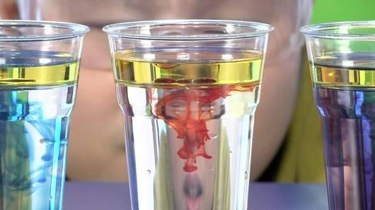 สีสันแสนสนุก (Eureka)