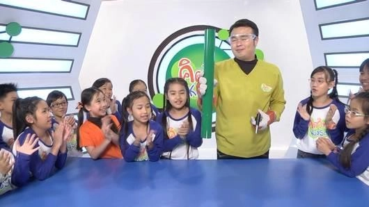 สั่น สะเทือน สร้างเสียง