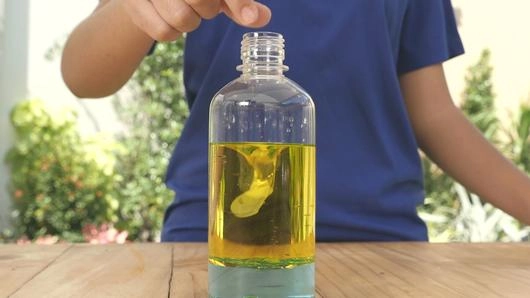 น้ำกับน้ำมัน