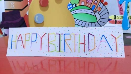 ป้ายสีจากหลอดหลากสี