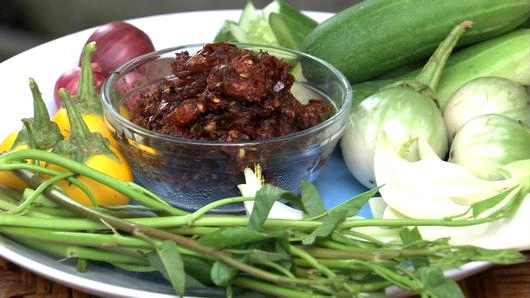 น้ำพริกมะแข่นไทยทรงดำ