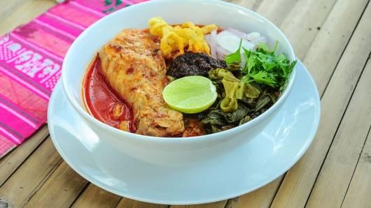 ข้าวซอยไก่