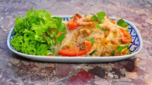 ยำวุ้นเส้น