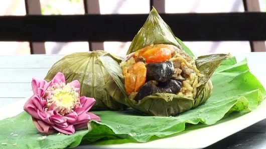 ข้าวห่อใบบัว