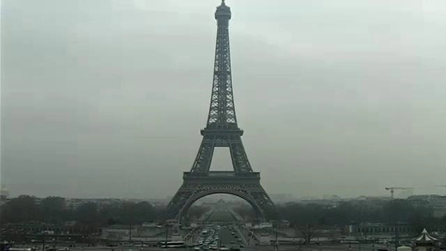 ปารีส เมืองที่ไม่อยากกล่าวลา ซีซันอีกสักครั้ง กับ หนังพาไป