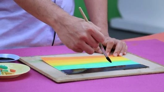 สีเทียนเขียนสวย