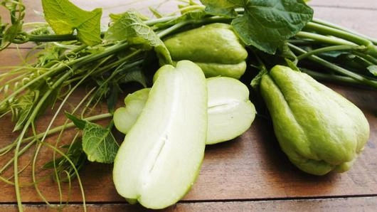 ฟิวชั่นจานใหม่จาก..ฟักแม้ว