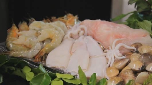 ผัดฉ่าทะเล