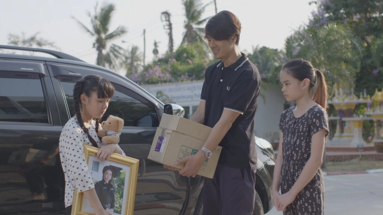 เด็กไม่เอาถ่าน  :  ลูกหมีมอมแมมของแม่