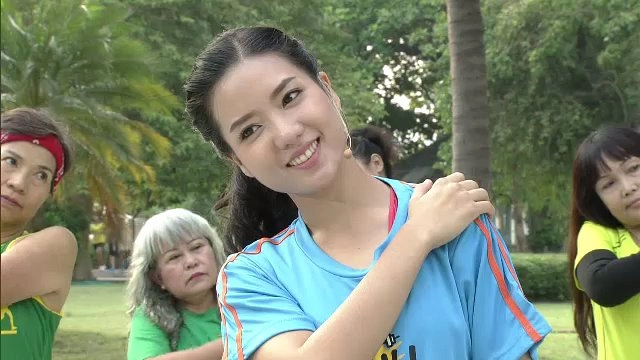 บริหารกล้ามเนื้อช่วงบน แก้อาการไหล่เอียง