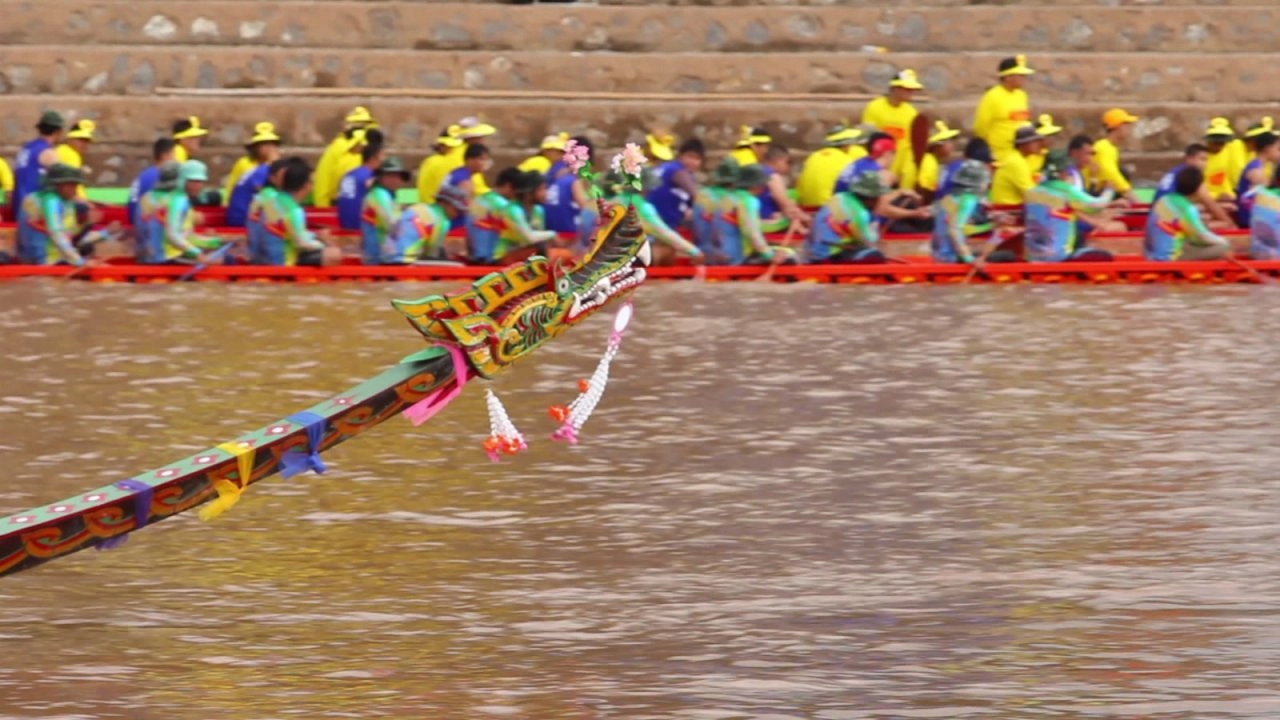 เรือแข่งเมืองน่าน ​