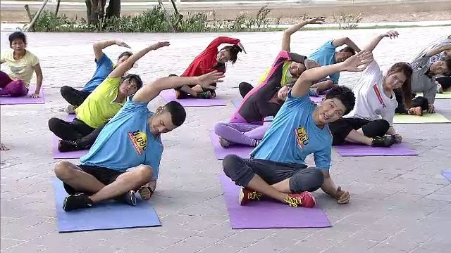 สร้างความแข็งแรงของกล้ามเนื้อเอวและสะโพกด้วยท่า side plank star
