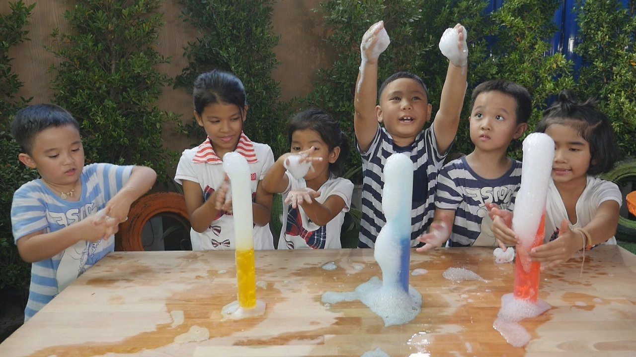 สารฟองฟู่