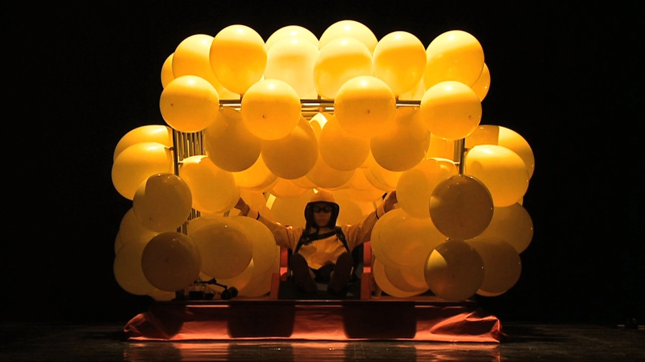 ตื่นตากับวิทยาศาสตร์แสนสนุก ตอน พาหนะลูกโป่ง , รอกบนท้องฟ้า , พรมลอยได้ และ เล่นกีฬาบนน้ำ