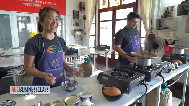 สอนทำอาหารบริการนักท่องเที่ยว , สะดวกซื้อญี่ปุ่นในเวียดนาม