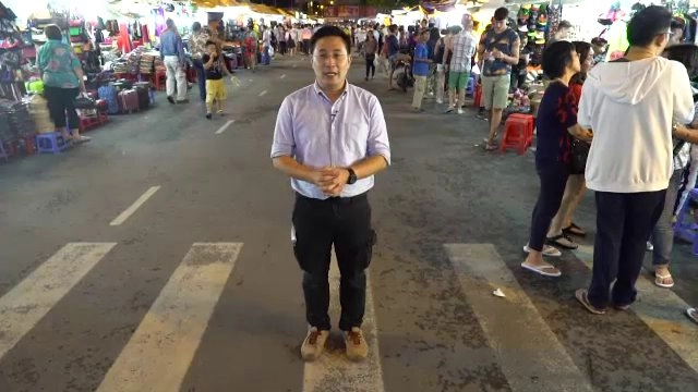 เบินถั่นแสงสียามค่่ำคืน, ทะเลจีนใต้