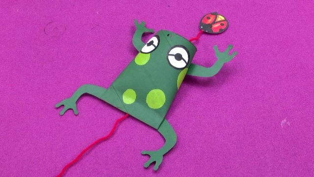 ​กบกินแมลง