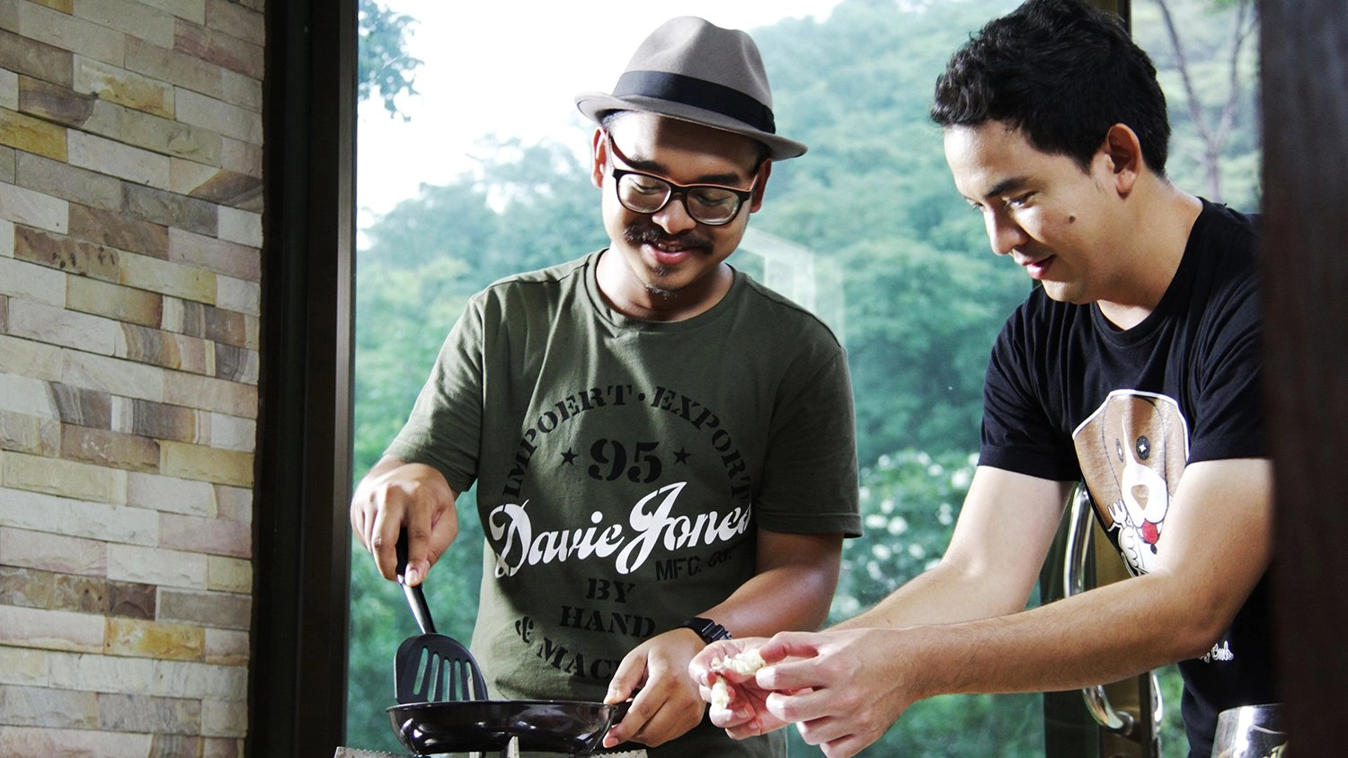 มะขามเเดง