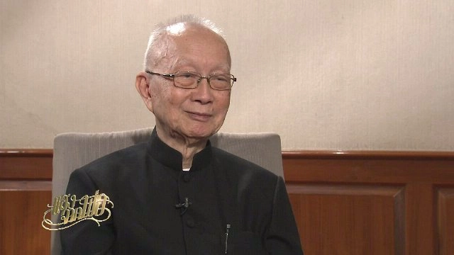 พระราชา "ผู้ปิดทองหลังพระ" (1)