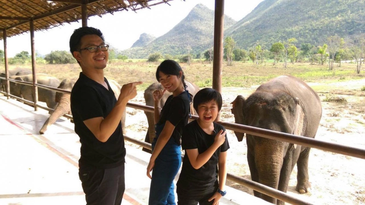 ​เด็กเลี้ยงช้าง