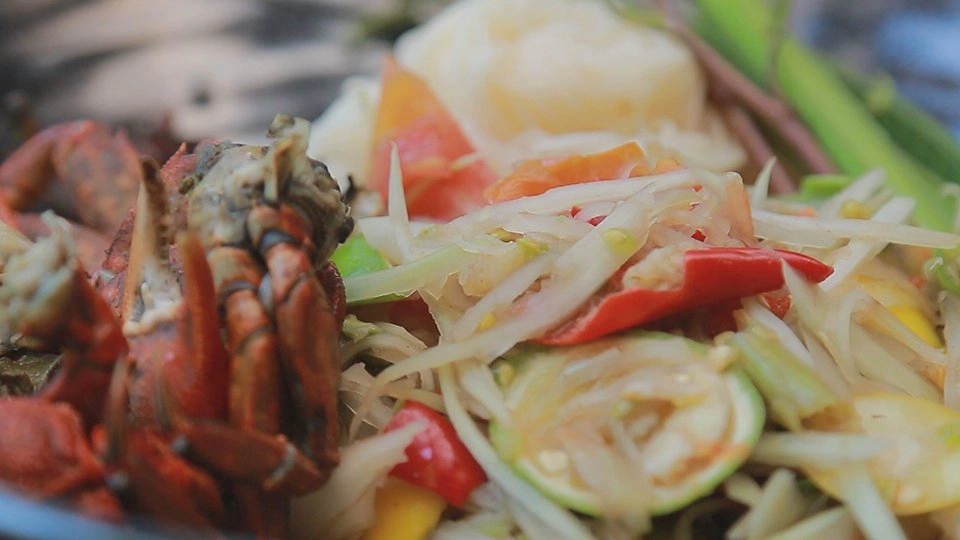 แซ่บแบบอีสาน