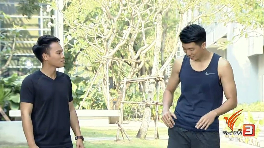 ท่าบริหารแก้อาการเดินปลายเท้าชี้เข้า