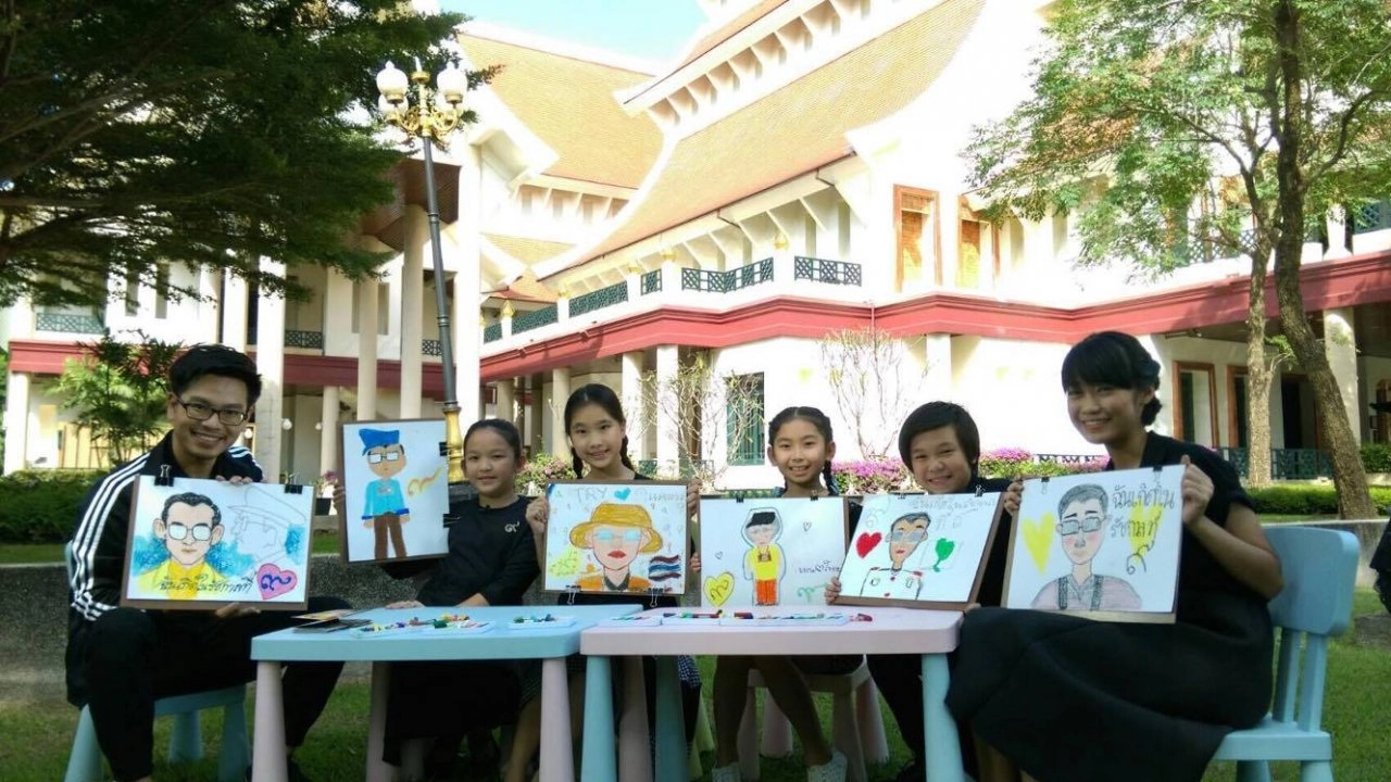 องค์อัครศิลปิน