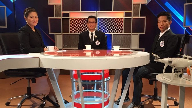 "เครื่องบินกระดาษ" ชีวิตติดปีก...? "หม่อง ทองดี"