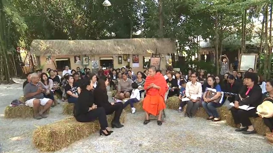 ธรรมะของพระราชา...หวังให้ปวงประชาเป็นสุข , ศิลปะเพื่อแผ่นดิน และ 99 ศิลปินเพื่อแผ่นดินของพ่อ