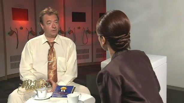 "เรียนรู้พระเจ้าอยู่หัว มุมมองชาวต่างชาติต่อในหลวง ร.9" (2)