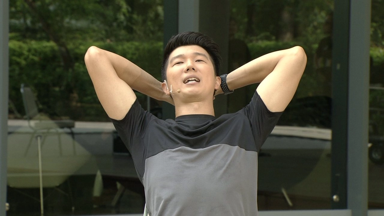 บริหารร่างกายแก้อาการหลังค่อมขณะทำงาน