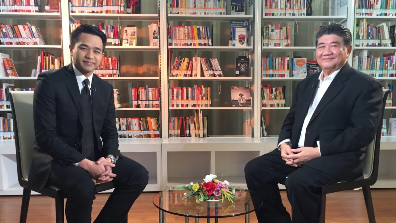 อนาคต "เพื่อไทย" เส้นตาย "ยิ่งลักษณ์"...?